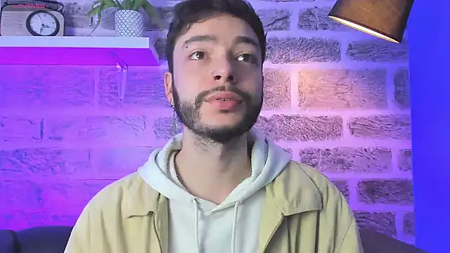 noah ricci online show from November 21, 2025, 12:04 pm