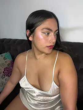  Danaa online show from March 30, 2026, 8:10 pm