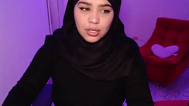 VenussTits97 online show from December 3, 2025, 5:01 pm