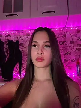 EricaWalls online show from February 15, 2025, 1:31 am