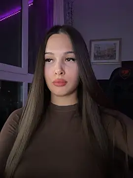 EricaWalls online show from November 28, 2025, 9:15 pm