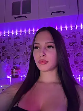 EricaWalls online show from February 8, 2025, 12:17 am