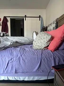 Snapshot of PeytonJohnn chatting on November 17, 2025, 7:40 pm PeytonJohnn online show from November 17, 2025, 7:40 pm