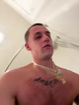 Snapshot of PeytonJohnn chatting on October 25, 2025, 9:37 pm PeytonJohnn online show from October 25, 2025, 9:37 pm