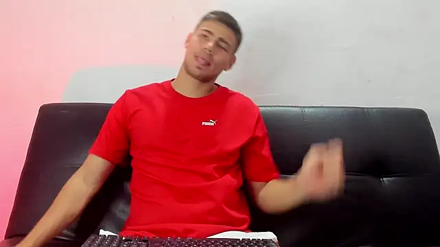 Snapshot of Brian_cx chatting on January 4, 2025, 3:49 pm Brian cx online show from January 4, 2025, 3:49 pm