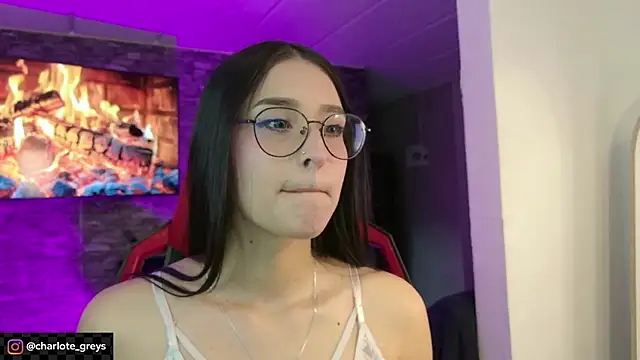 Snapshot of Charlotte_greys chatting on July 16, 2026, 11:02 pm Charlotte greys online show from July 16, 2026, 11:02 pm