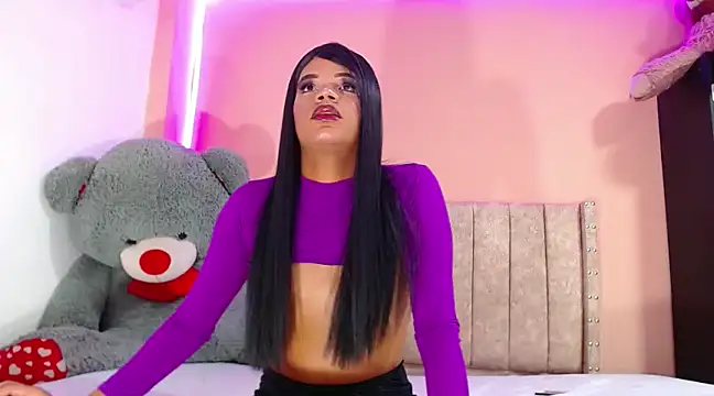 Snapshot of vanessa_nauthygirls chatting on December 4, 2024, 7:17 pm vanessa nauthygirls online show from December 4, 2024, 7:17 pm