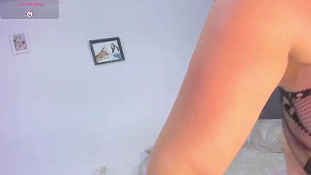 Snapshot of curvy_jhacky chatting on October 3, 2025, 4:47 am curvy jhacky online show from October 3, 2025, 4:47 am