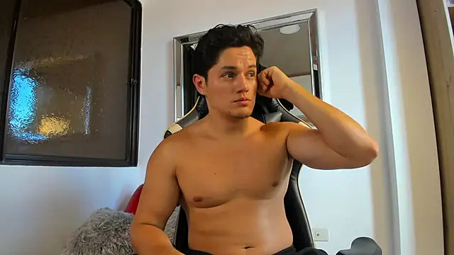 julian wallace online show from April 11, 2026, 7:28 pm