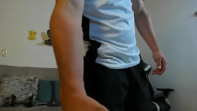 Snapshot of julian_wallace chatting on November 14, 2025, 8:01 pm julian wallace online show from November 14, 2025, 8:01 pm