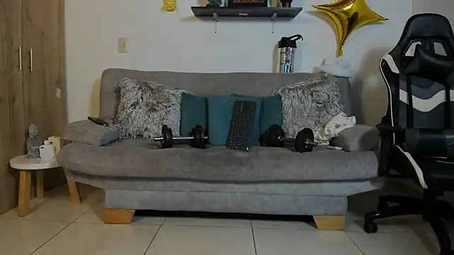 Snapshot of julian_wallace chatting on September 10, 2025, 2:38 pm julian wallace online show from September 10, 2025, 2:38 pm