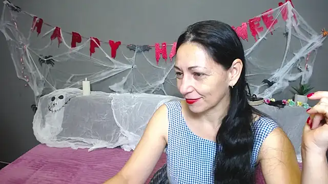 LiluGrants online show from November 2, 2025, 7:08 pm