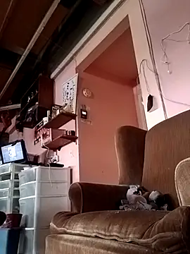 Snapshot of HBYAM chatting on March 5, 2025, 6:45 pm HBYAM online show from March 5, 2025, 6:45 pm