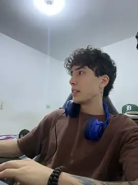 gojo satoru 18 online show from April 6, 2026, 8:54 pm