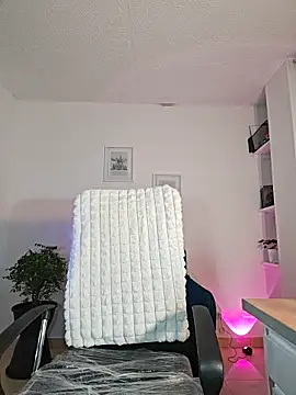 helena smith online show from February 20, 2026, 6:26 am