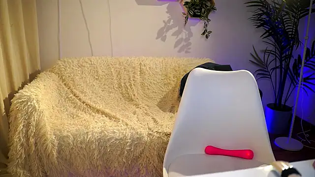 Snapshot of petitegonwiild chatting on March 2, 2025, 2:47 pm petitegonwiild online show from March 2, 2025, 2:47 pm