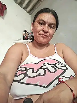 Snapshot of Horny-Mommy-Dirty chatting on November 5, 2025, 12:41 pm Horny-Mommy-Dirty online show from November 5, 2025, 12:41 pm