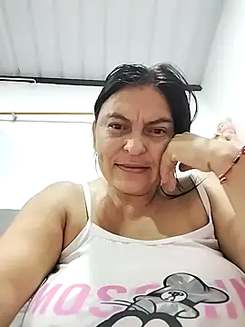 Snapshot of Horny-Mommy-Dirty chatting on November 4, 2025, 3:21 am Horny-Mommy-Dirty online show from November 4, 2025, 3:21 am