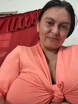 Snapshot of Horny-Mommy-Dirty chatting on December 1, 2025, 3:13 pm Horny-Mommy-Dirty online show from December 1, 2025, 3:13 pm