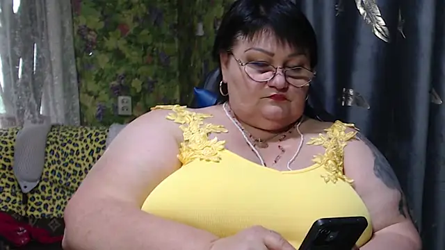 Goddess57 online show from November 22, 2025, 10:36 am