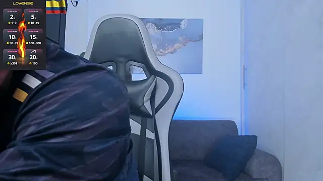 Snapshot of Yeiko_Romero_ chatting on November 4, 2025, 5:39 pm Yeiko Romero online show from November 4, 2025, 5:39 pm