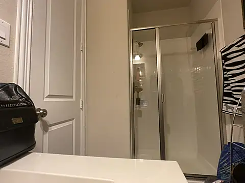 wynterheat online show from March 14, 2026, 7:03 am