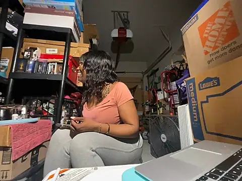 wynterheat online show from May 25, 2026, 3:17 am