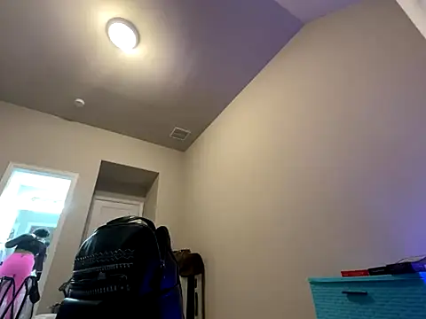 Snapshot of wynterheat chatting on November 8, 2025, 4:16 am wynterheat online show from November 8, 2025, 4:16 am