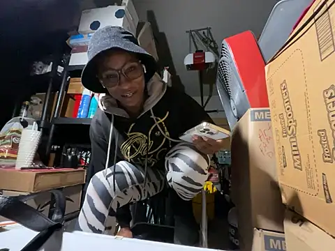 Snapshot of wynterheat chatting on October 30, 2025, 5:06 am wynterheat online show from October 30, 2025, 5:06 am