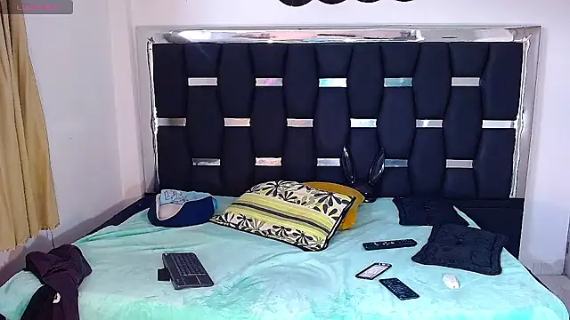 Snapshot of RyanRizzo chatting on February 10, 2025, 9:04 pm RyanRizzo online show from February 10, 2025, 9:04 pm