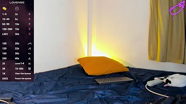 Snapshot of RyanRizzo chatting on March 2, 2025, 8:35 pm RyanRizzo online show from March 2, 2025, 8:35 pm