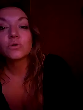 Snapshot of SummerV91 chatting on September 9, 2025, 4:33 am SummerV91 online show from September 9, 2025, 4:33 am
