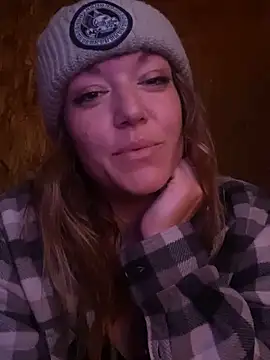 Snapshot of SummerV91 chatting on September 10, 2025, 5:17 am SummerV91 online show from September 10, 2025, 5:17 am