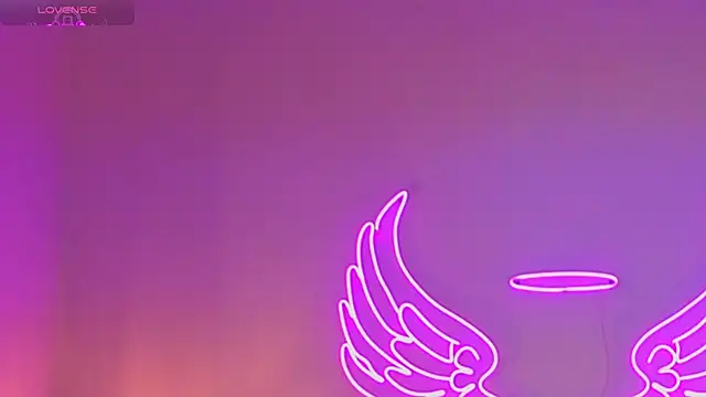 Snapshot of _scarletmoore chatting on October 9, 2025, 11:33 am scarletmoore online show from October 9, 2025, 11:33 am