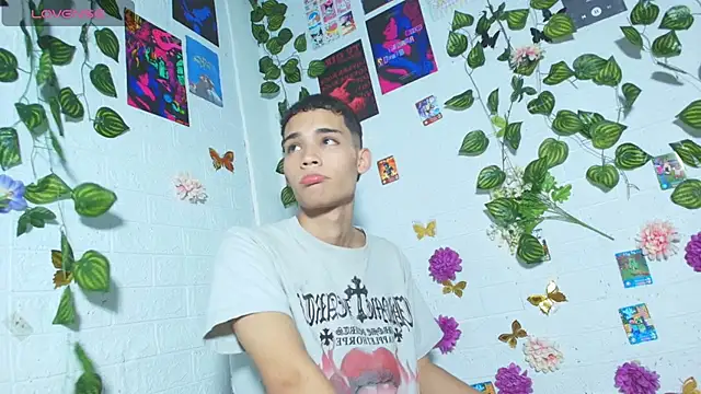 stevan1855 online show from April 28, 2026, 4:28 am