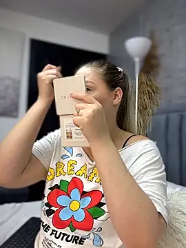 Snapshot of GaiaBaker chatting on March 3, 2026, 1:51 pm GaiaBaker online show from March 3, 2026, 1:51 pm