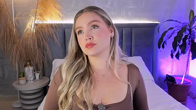 Snapshot of GaiaBaker chatting on February 26, 2026, 1:22 pm GaiaBaker online show from February 26, 2026, 1:22 pm