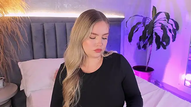 Snapshot of GaiaBaker chatting on February 27, 2026, 11:54 am GaiaBaker online show from February 27, 2026, 11:54 am