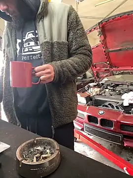 donnuozfutura online show from February 24, 2025, 10:26 am