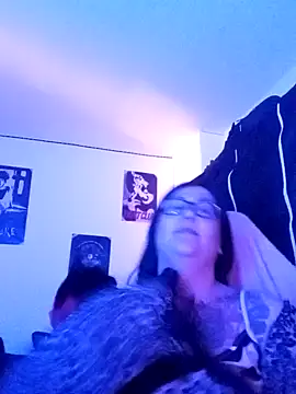 Snapshot of l1la_Rav3n chatting on December 26, 2024, 1:51 am l1la Rav3n online show from December 26, 2024, 1:51 am