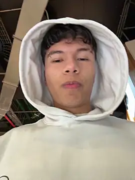 Logan smith1 online show from November 8, 2025, 1:25 pm