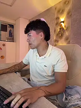 Logan smith1 online show from October 24, 2025, 6:23 am