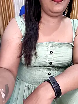 Snapshot of Cute-Raashii chatting on November 21, 2025, 12:42 am Cute-Raashii online show from November 21, 2025, 12:42 am