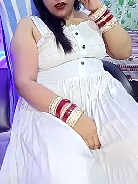 Snapshot of Cute-Raashii chatting on October 9, 2025, 11:49 pm Cute-Raashii online show from October 9, 2025, 11:49 pm