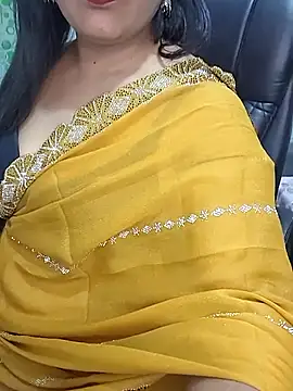 Snapshot of Cute-Raashii chatting on October 25, 2025, 5:39 am Cute-Raashii online show from October 25, 2025, 5:39 am