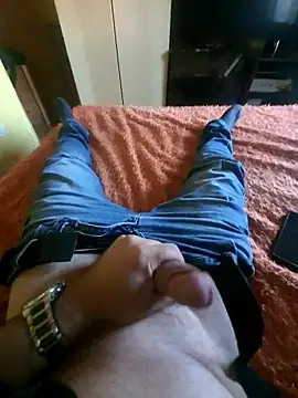 Snapshot of tiscopofortezozza chatting on November 23, 2025, 10:36 am tiscopofortezozza online show from November 23, 2025, 10:36 am