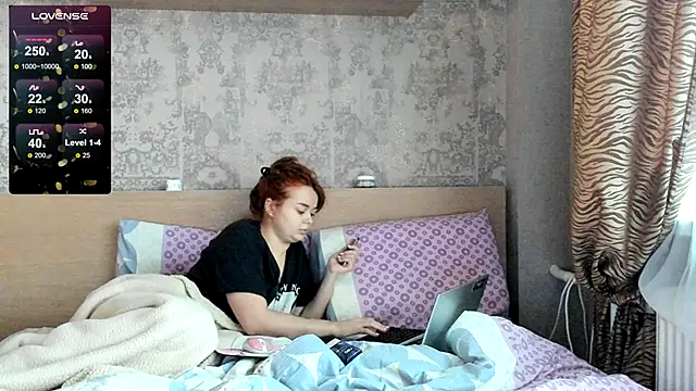 Snapshot of purebeautie13 chatting on December 19, 2024, 11:07 am purebeautie13 online show from December 19, 2024, 11:07 am