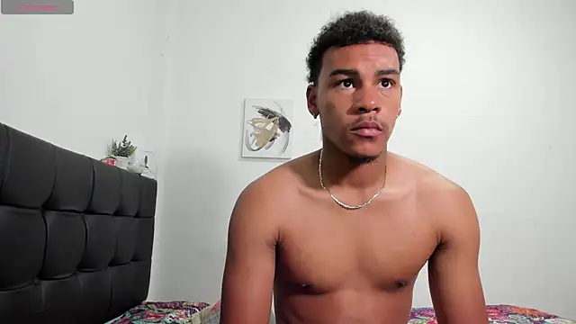 Snapshot of RoddyRich11 chatting on December 17, 2025, 11:26 am RoddyRich11 online show from December 17, 2025, 11:26 am