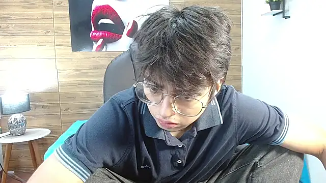 jhoellx online show from November 28, 2025, 9:04 pm