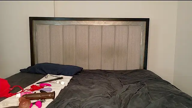 Snapshot of misscatxo chatting on March 7, 2025, 2:46 am misscatxo online show from March 7, 2025, 2:46 am